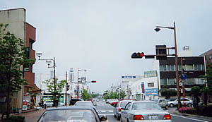 �O���̎s��